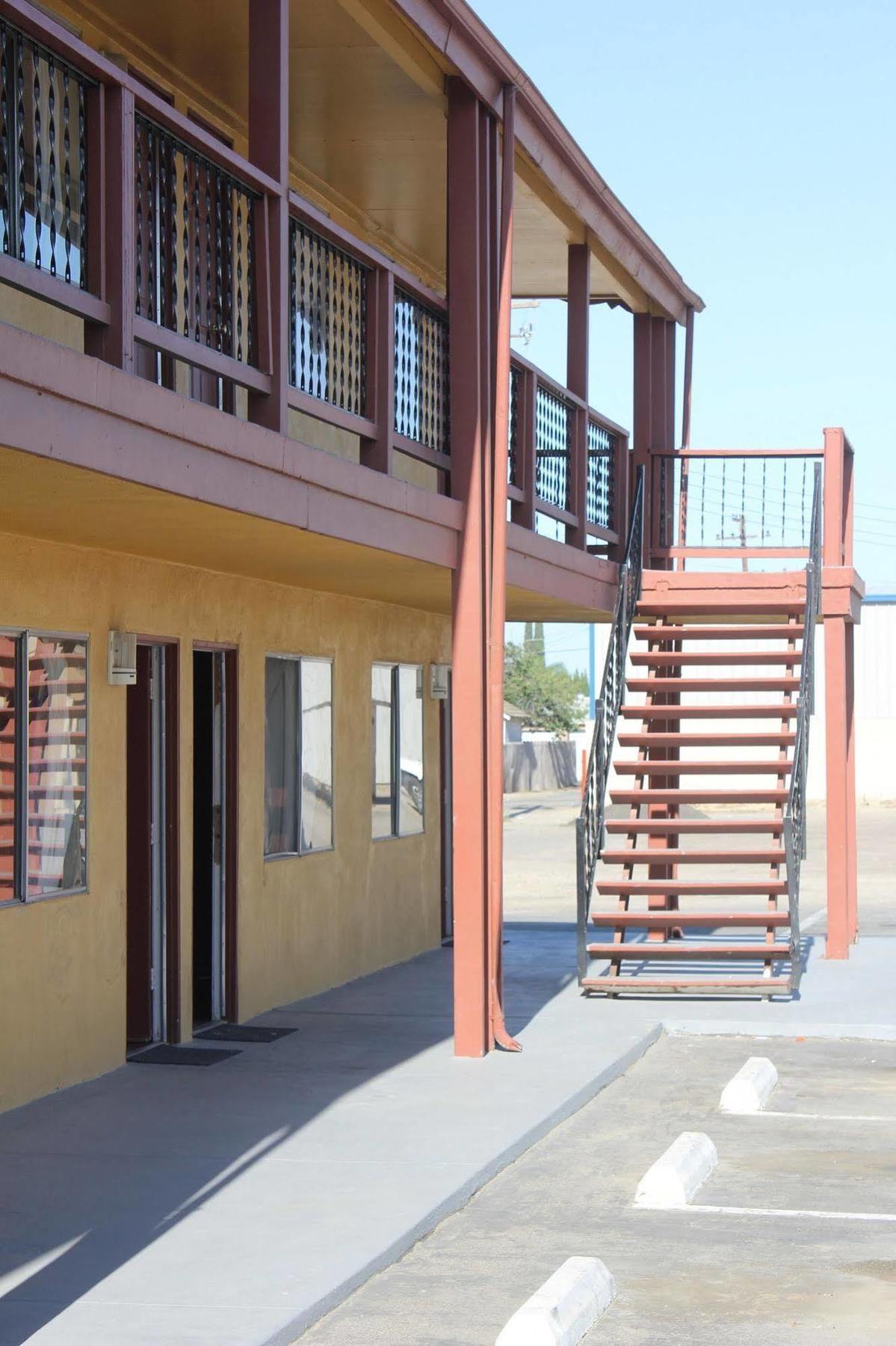Cinderella Motel Wasco Εξωτερικό φωτογραφία