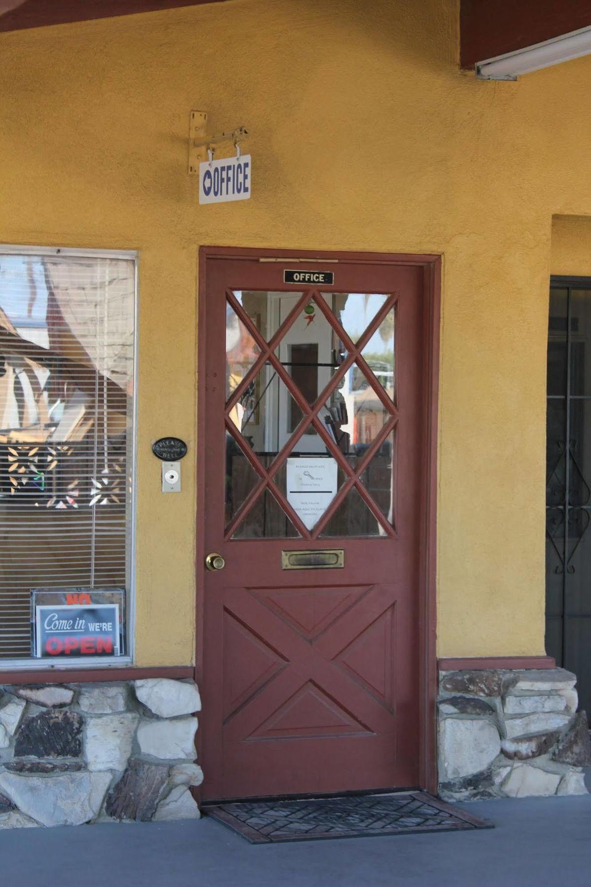 Cinderella Motel Wasco Εξωτερικό φωτογραφία