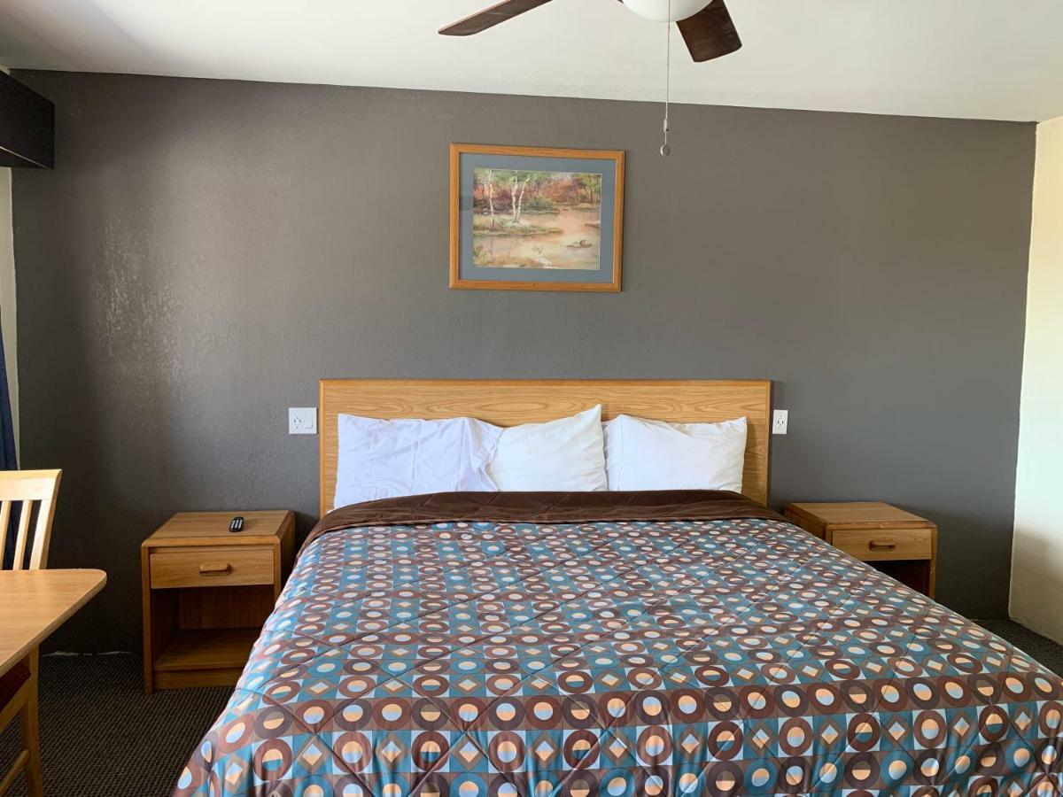 Cinderella Motel Wasco Εξωτερικό φωτογραφία